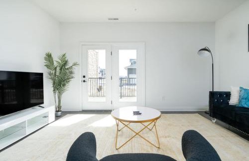 Whitestown Apartment | Corporate Housing by MGM