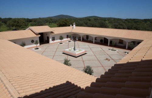 Retamal de Llerena House | Cortijo Los Lomillos - La Encina