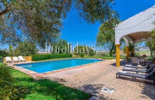 Arcos de la Frontera Villa | Cortijo Sierra y Lago Arcos de la Frontera by Ruralidays