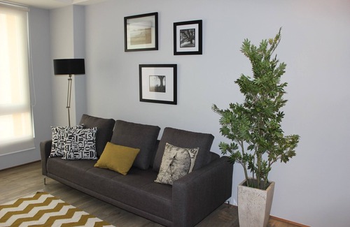 Santa Fe Apartment | Cosmo Santa Fe is suited for both business and leisure travelers.