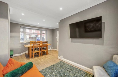 Rochester East Ward House | Cosy 3 Bedroom House in Rochester, close to the must see sights in Rochester