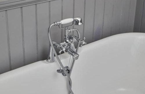 Seaham House | Cosy 3-Bedroom House in Seaham - Street Parking