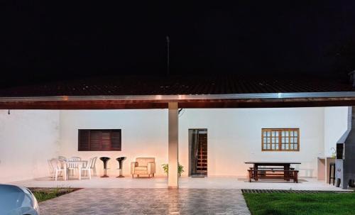 Itanhaem House | Cosy 4 parking spaces 800m to the beach