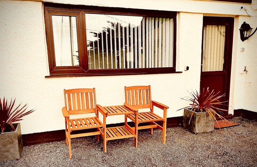 Cylch-Y-Garn Cottage | Cosy annexe sleeps 4