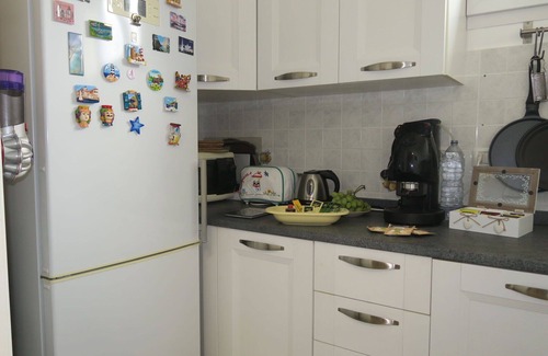 Savena Apartment | Cosy apartment for 4 people with WIFI, A/C, TV and balcony