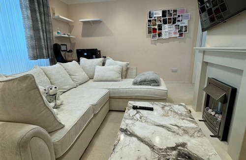 Peterlee House | Cosy & comfortable - Royal-like Stay