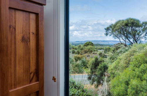 Kronkup Cottage | Cosy Corner by the BnB Collection