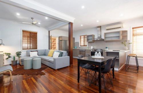 Coolbellup House | Cosy Cottage Coolbellup