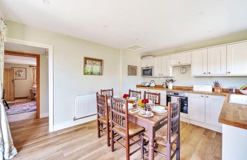 Cheselbourne House | Cosy Cottage