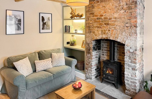 Howden Cottage | Cosy Cottage is set in Howden’s historic market town.