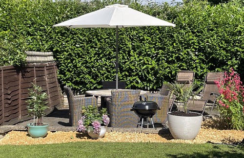 Kilmington House | Cosy Devon Cottage in a stunning location