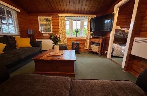 Bronaber House | Cosy Log Cabin Snowdonia Eryri