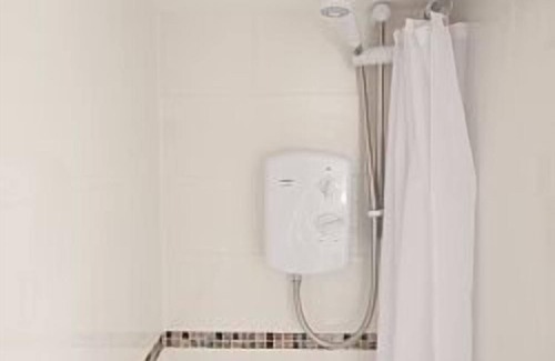 Colchester House | Cosy Property In Quiet Part Of Town