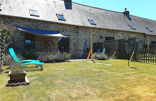 Ruffiac Cottage | Cosy rural gite near Malestroit