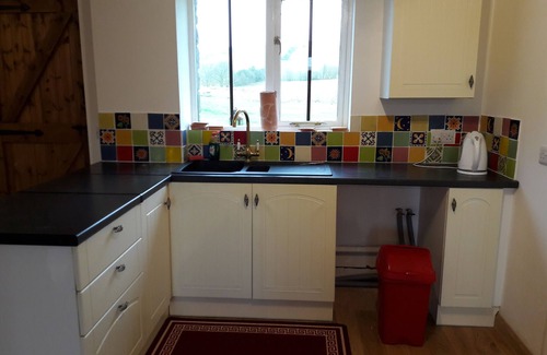 Builth Wells House | Cosy, smart self-contained stone cottage, 1000 feet up