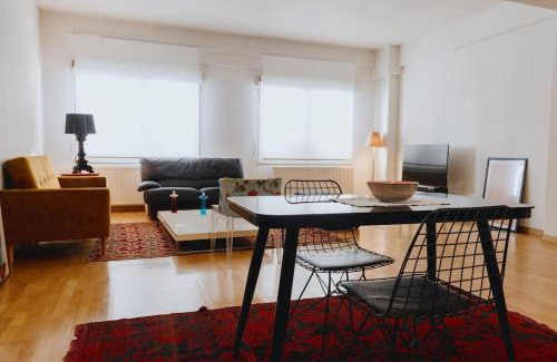 Komotini Apartment | Cosy & Spacious Central Apartment