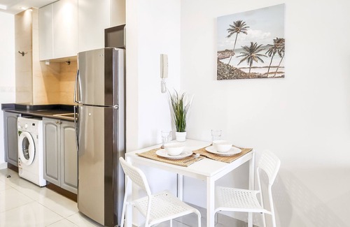 Al Hamra Village Apartment | Cosy Studio in Royal Breeze Al Hamra