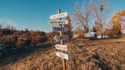 Dunlap House | Cosy yurt at a nature retreat in CA