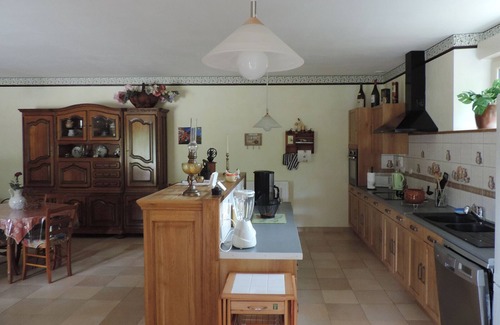 Chagny House | Cottage 125 m2 4 stars 'Villa Roland in Burgundy' in the heart of the vineyard.