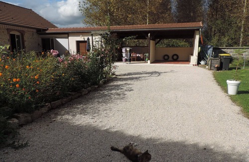 Chagny House | Cottage 125 m2 4 stars 'Villa Roland in Burgundy' in the heart of the vineyard.