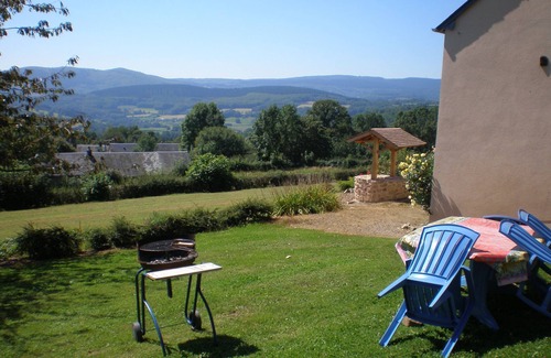 Anost Cottage | Cottage 2 star with panoramic views of the mountains of Morvan.