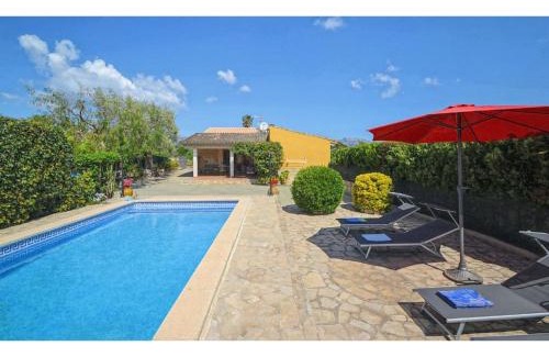 Buger House | Cottage in Búger with Private Pool & Views