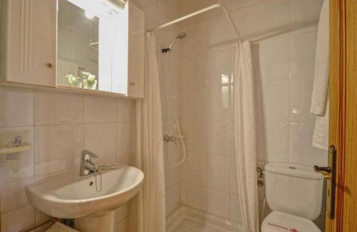 Buger House | Cottage in Búger with Private Pool & Views