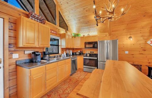 Sevierville House | Cottage In The Pines #297