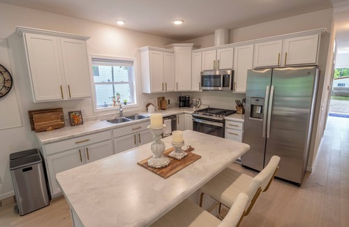 New Buffalo House | Cottage in the Woods + Pool, Fishing Pond