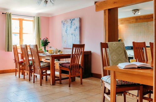 Devils Bridge Cottage | Cottage in Wales near Brecon Beacons Trails