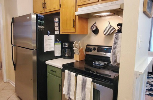 Dauphin Island Cottage | Cottage on Cadillac, Fantastic 3-bedroom with Outdoor Firepit on Dauphin Island