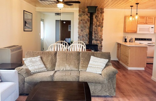 Paradise House | Cottage on Lake Superior Paradise Michigan Whitefish Bay on Whitefish Point Road