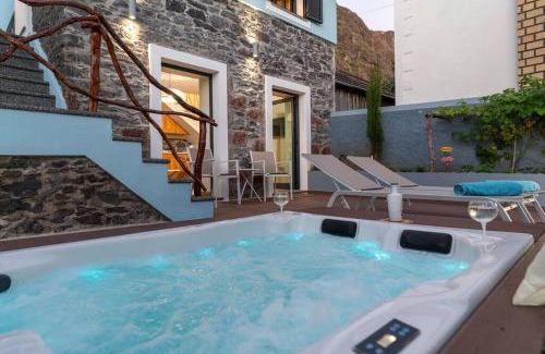 Paul do Mar House | Cottage Pearl - Rural Holiday Experience by SeaPearl