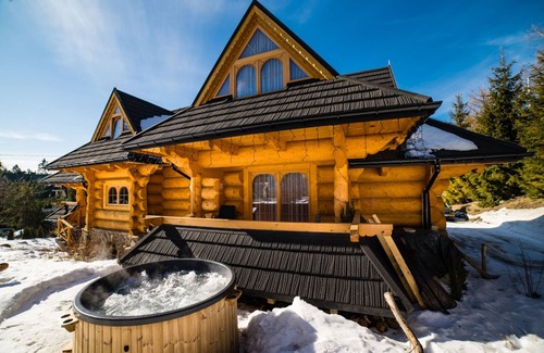 Bukowina Tatrzanska Ski Chalet | COTTAGE POWDER WITH PRIVATE JACUZZI