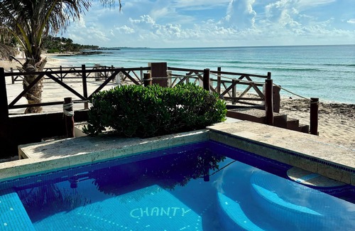 Villa Juarez Cottage | Cottage sleeps 2-3 WiFi, Pool, Kayaks Chef, staff on site