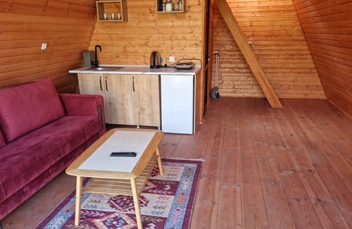 Tsageri Cabin | Cottage Tvishi