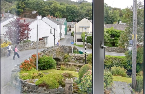 Braithwaite Cottage | Cottage with central village location and walks from the door.