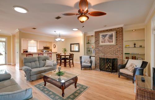 Murrells Inlet House | Cottage with Deck and Pool Access about 6 Mi to Beach