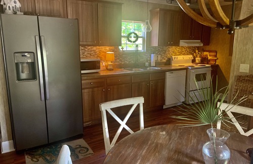 Gilbert Cottage | Cottage with pool a unique property close to wedding venues and Lake Murray