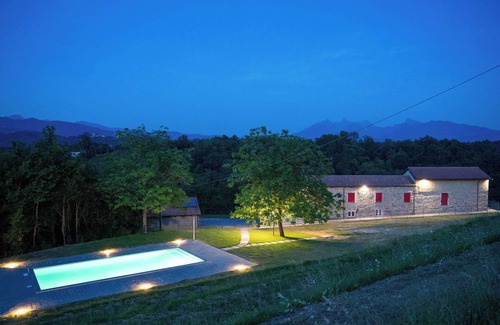 Masero House | Cottege Podere di Emore - on the Francigena with swimming pool and Wi Fi