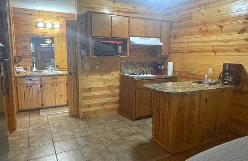Hochatown Cabin | Cougar Run 4 in Hochatown/Broken Bow, OK