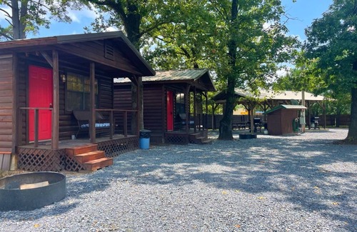 Hochatown Cabin | Cougar Run 4 in Hochatown/Broken Bow, OK