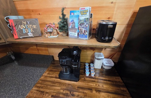 Scotland Cabin | Country Cabin - Hot Tub - Free Kayaks - Gig Speed Internet - Fire Pit!