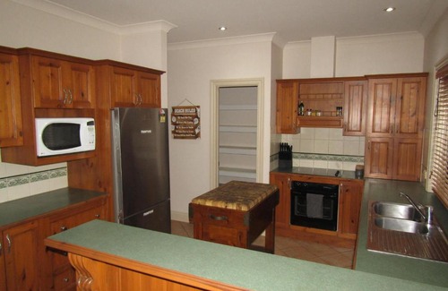 Melville House | Country Comfort