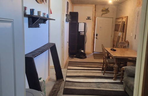 Fremont County House | Country Getaway + Lodge quarters. Your place to come and relax.