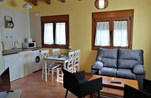 Sotillo del Rincon House | Country House 'El Aterpe 5' with Mountain View, Private Garden and Wi-Fi