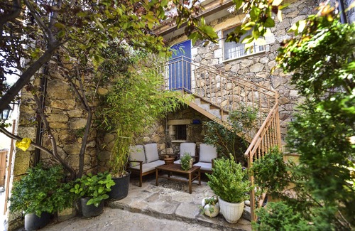 San Bartolome de Tormes Cottage | Country house very cozy. Excellent views of Gredos.