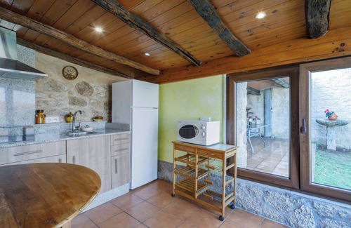 Portas House | Country House 'Casa Roi' with Private Terrace, Private Garden and Wi-Fi