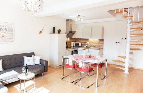 Homberg Apartment | Country house in Rinnetal: Duplex apartment Rapunzel with south-facing balcony