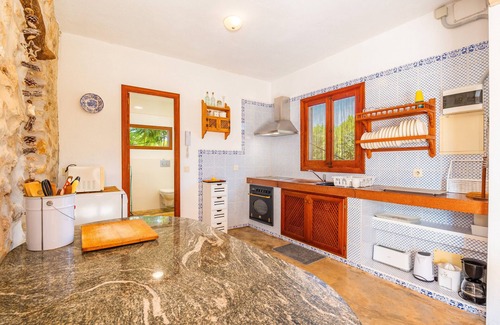 Son Macia Villa | Country House 'Manenta' with Mountain View, Private Pool and Wi-Fi